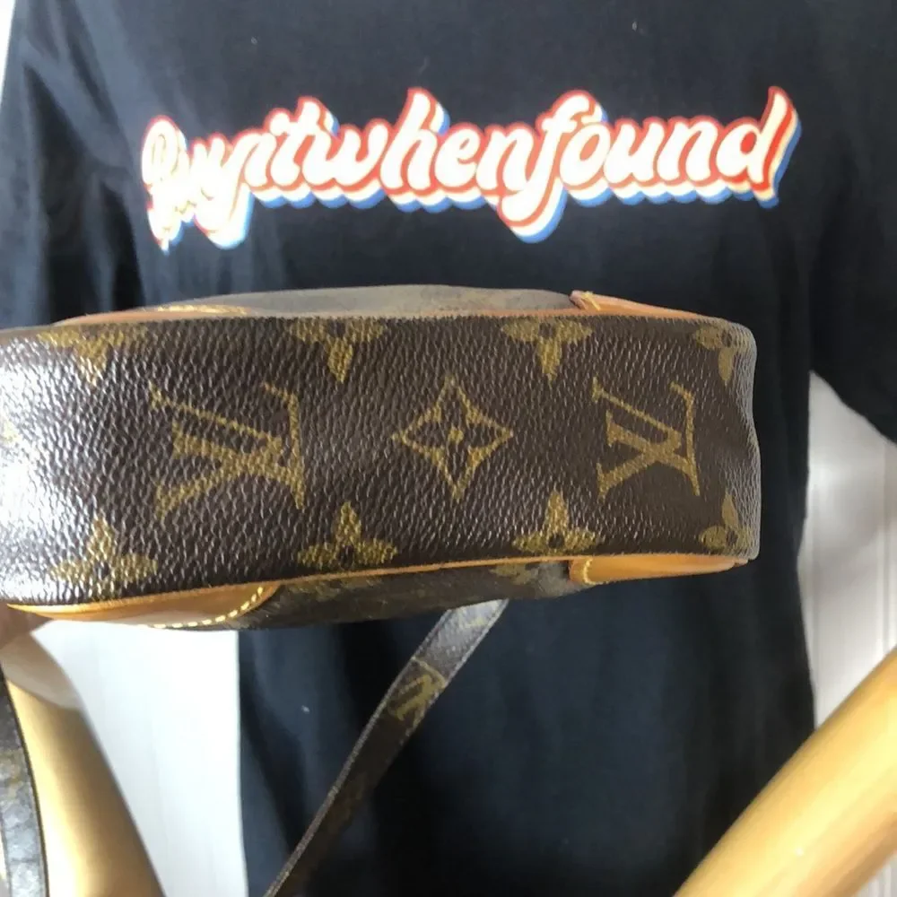 LOUIS VUITTON DANUBE PM Monogram Crossbody Shoulder Bag SL0919 with LV Dust Bag